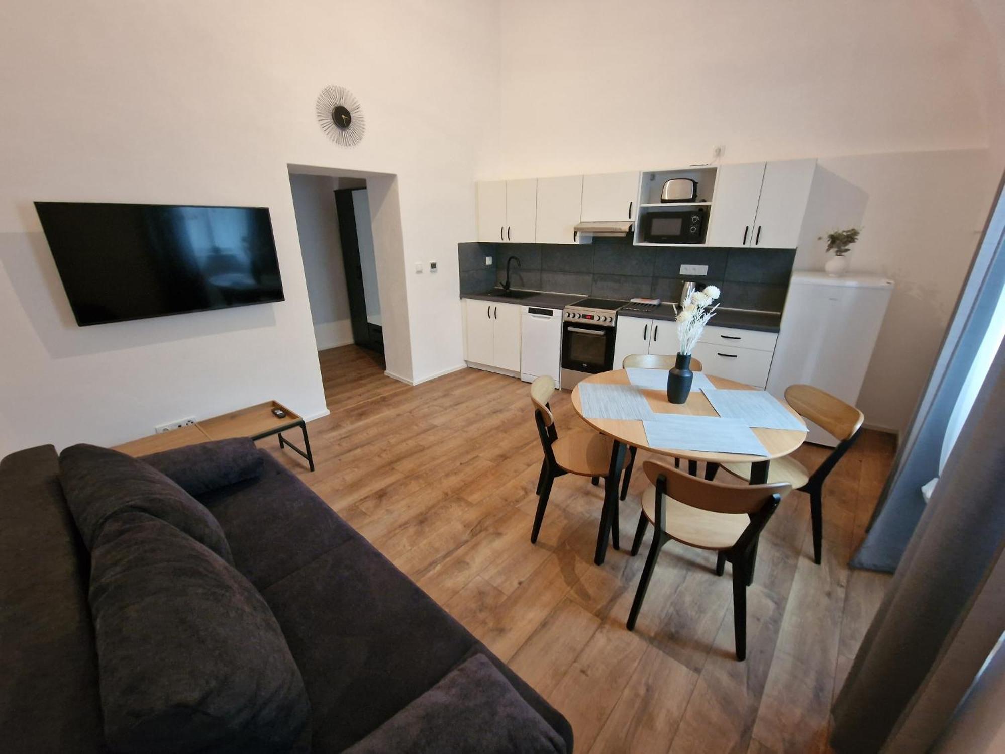 Apartman Anezka 3 S Virivou Vanou Jicin Exterior photo